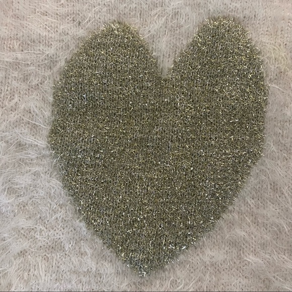 Cat and jack girls sweater - Picture 3 of 3